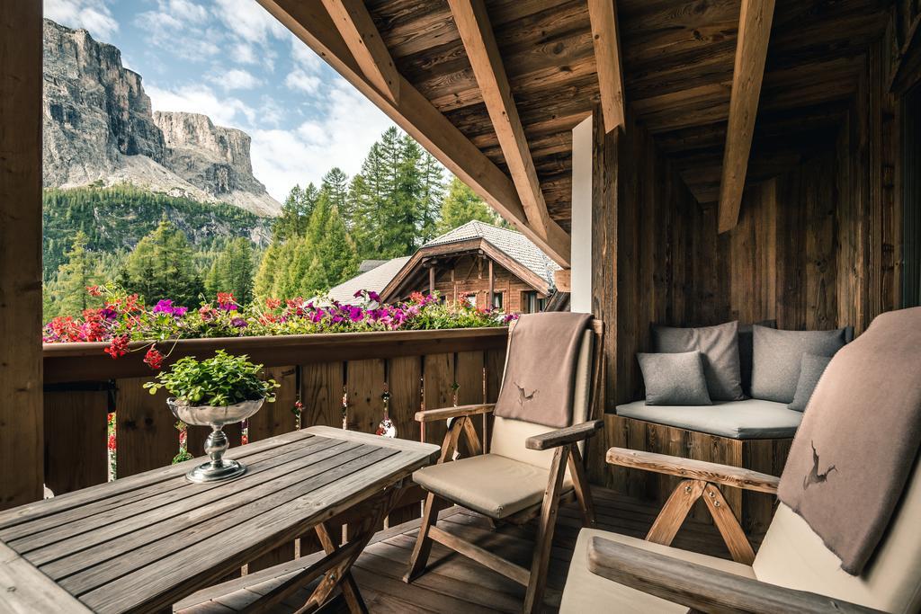 Hotel Kolfuschgerhof Mountain
